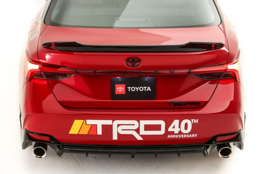 Детали экстерьера Toyota Avalon TRD Pro Concept 2019 года  (фото 12 из 21)